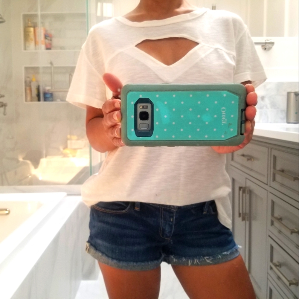 LnA creamery/white short sleeves t-shirt. Size xs